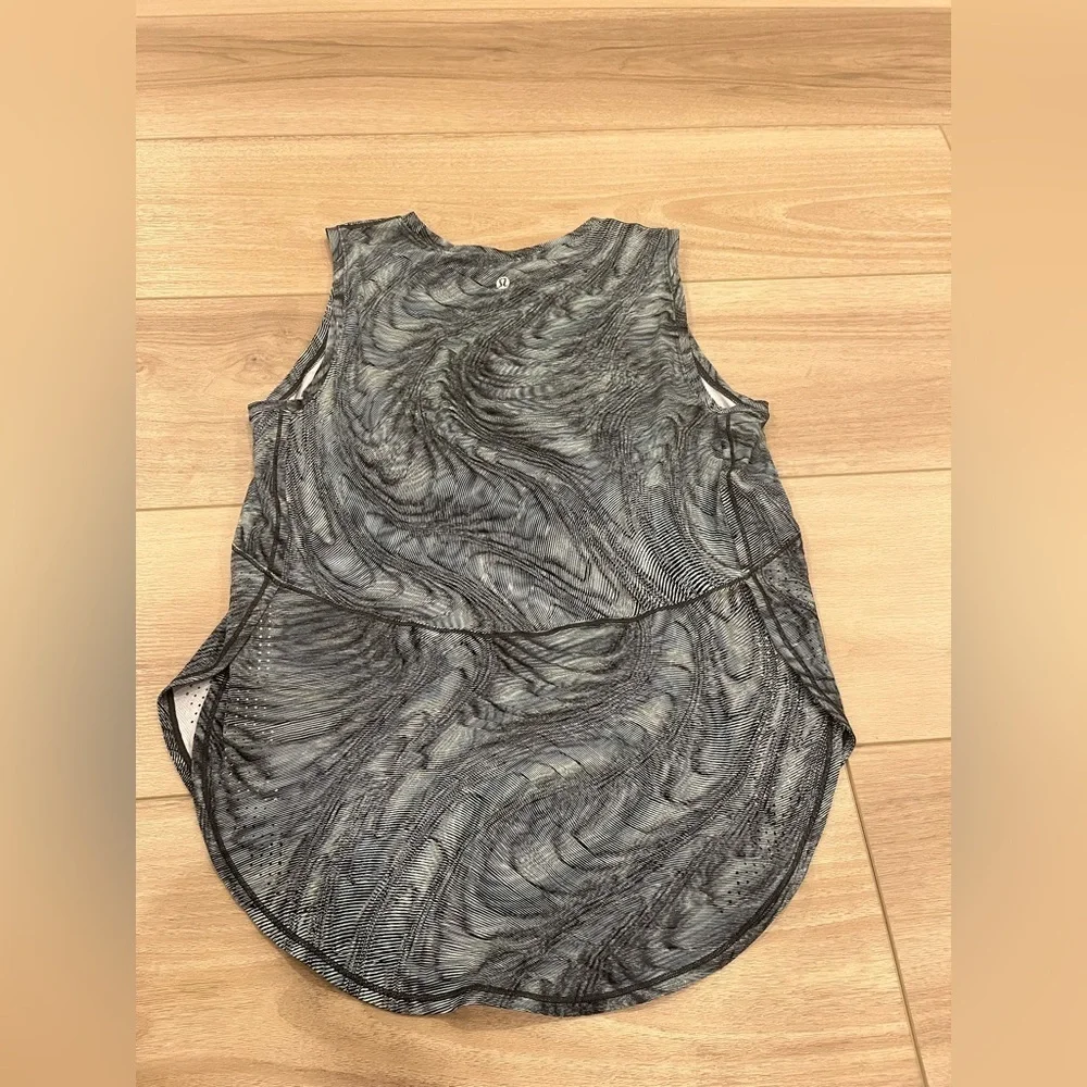 Lululemon High Neck Split Hem Run Tank Abstract Water Pulses Size 10